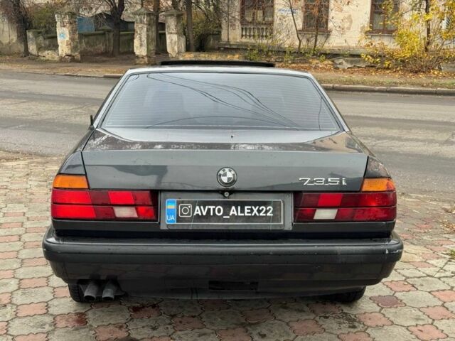 Черный БМВ 7 Серия, объемом двигателя 3.5 л и пробегом 300 тыс. км за 2499 $, фото 6 на Automoto.ua