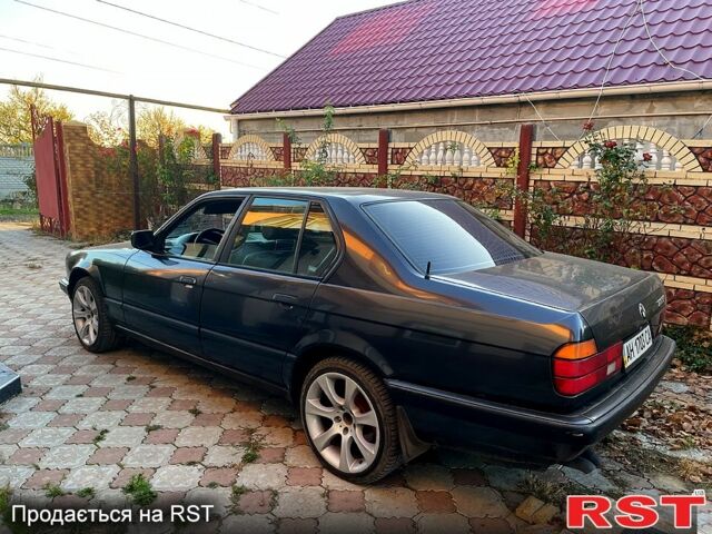 БМВ 7 Серія 1993 у Миколаєві на Automoto.ua Чорний БМВ 7 Серія, об'ємом двигуна 3.5 л та пробігом 400 тис. км за 2200 $, фото 4 на Automoto.ua
