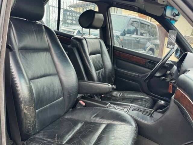 Черный БМВ 7 Серия, объемом двигателя 3.5 л и пробегом 300 тыс. км за 2499 $, фото 14 на Automoto.ua