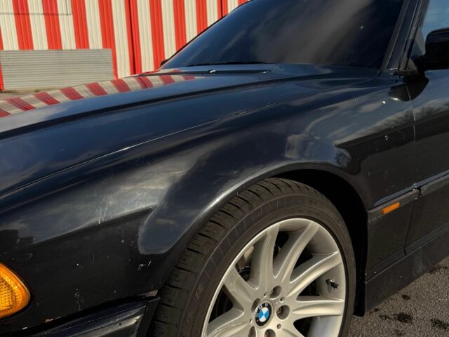 Чорний БМВ 7 Серія, об'ємом двигуна 5.4 л та пробігом 513 тис. км за 5100 $, фото 3 на Automoto.ua