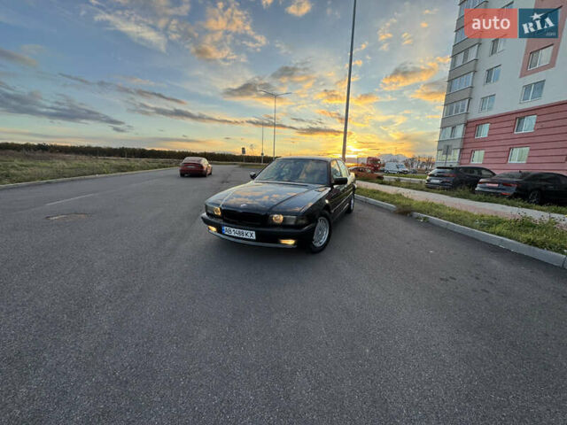 БМВ 7 Серія 1996 у Вінниці на Automoto.ua Чорний БМВ 7 Серія, об'ємом двигуна 3.5 л та пробігом 518 тис. км за 9000 $, фото 1 на Automoto.ua