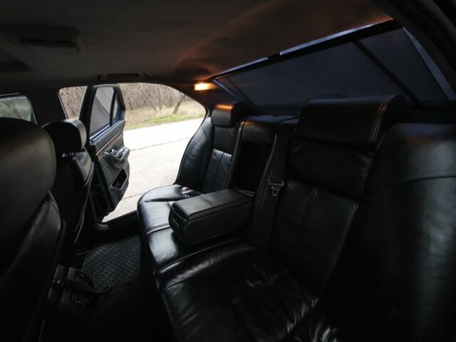 Черный БМВ 7 Серия, объемом двигателя 3 л и пробегом 248 тыс. км за 4000 $, фото 6 на Automoto.ua