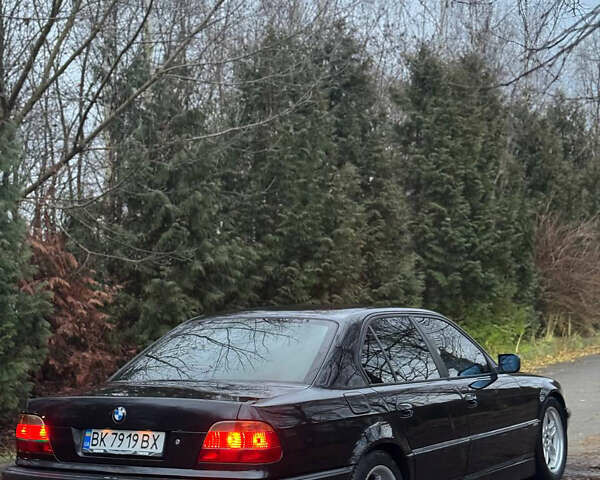 Чорний БМВ 7 Серія, об'ємом двигуна 3 л та пробігом 572 тис. км за 5200 $, фото 8 на Automoto.ua