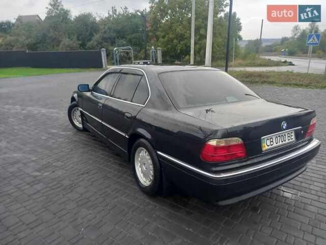Черный БМВ 7 Серия, объемом двигателя 2.8 л и пробегом 300 тыс. км за 7500 $, фото 3 на Automoto.ua