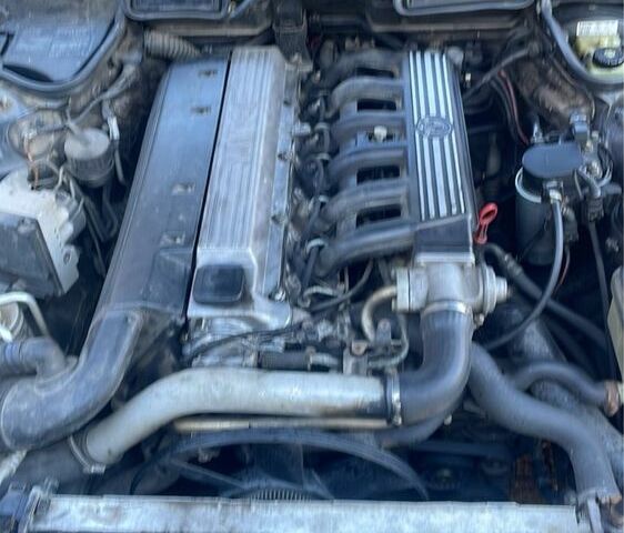 Черный БМВ 7 Серия, объемом двигателя 2.5 л и пробегом 300 тыс. км за 3550 $, фото 4 на Automoto.ua