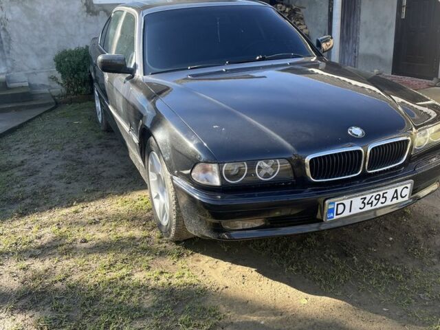Черный БМВ 7 Серия, объемом двигателя 2.5 л и пробегом 300 тыс. км за 3550 $, фото 3 на Automoto.ua