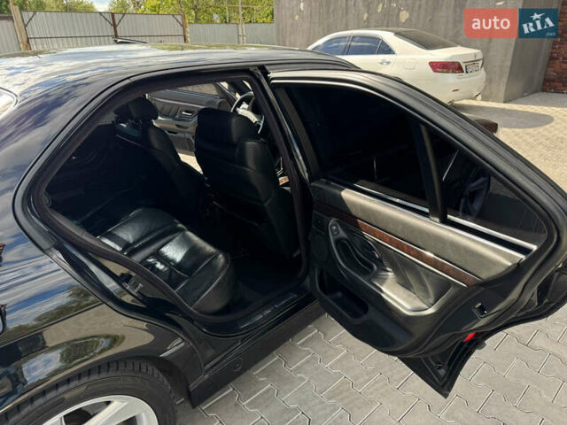 Чорний БМВ 7 Серія, об'ємом двигуна 4.4 л та пробігом 381 тис. км за 7200 $, фото 8 на Automoto.ua
