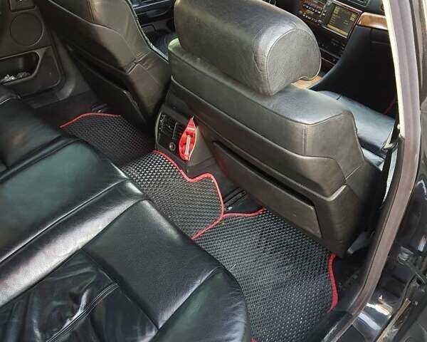 Черный БМВ 7 Серия, объемом двигателя 3.5 л и пробегом 400 тыс. км за 4200 $, фото 9 на Automoto.ua