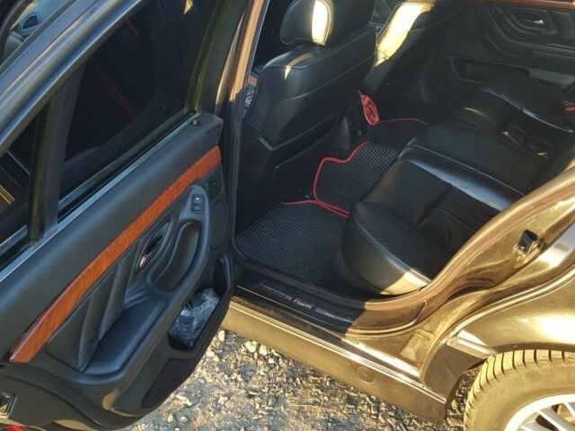 Чорний БМВ 7 Серія, об'ємом двигуна 3.5 л та пробігом 400 тис. км за 4200 $, фото 8 на Automoto.ua