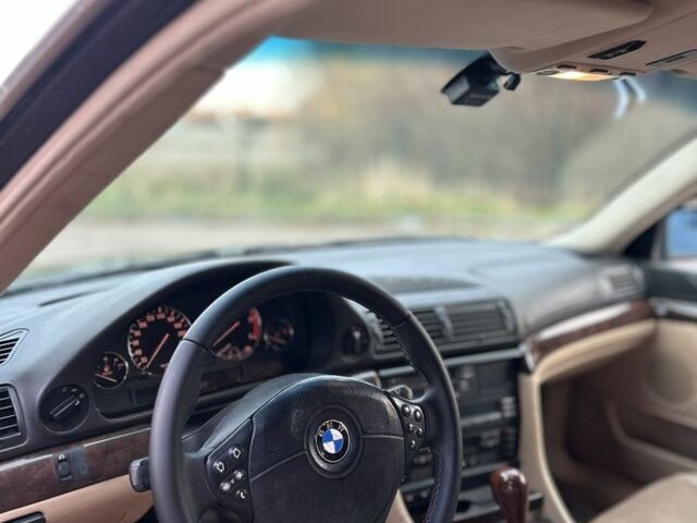 Черный БМВ 7 Серия, объемом двигателя 2.9 л и пробегом 400 тыс. км за 5600 $, фото 11 на Automoto.ua