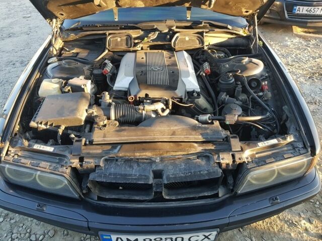 Чорний БМВ 7 Серія, об'ємом двигуна 3.5 л та пробігом 400 тис. км за 4200 $, фото 2 на Automoto.ua