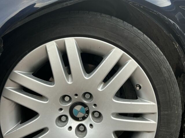 Черный БМВ 7 Серия, объемом двигателя 2.9 л и пробегом 400 тыс. км за 5600 $, фото 4 на Automoto.ua