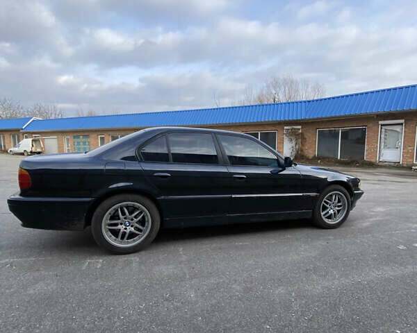 Чорний БМВ 7 Серія, об'ємом двигуна 2.5 л та пробігом 300 тис. км за 3350 $, фото 6 на Automoto.ua