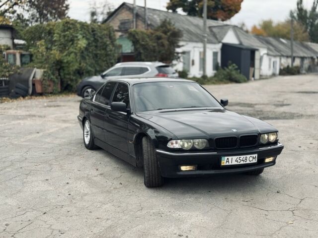 Черный БМВ 7 Серия, объемом двигателя 2.8 л и пробегом 698 тыс. км за 3300 $, фото 2 на Automoto.ua