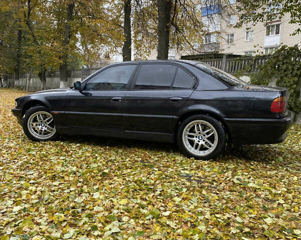 Черный БМВ 7 Серия, объемом двигателя 2.5 л и пробегом 300 тыс. км за 4550 $, фото 6 на Automoto.ua