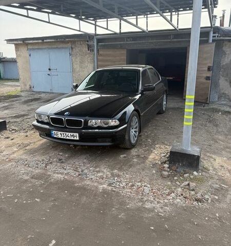 Черный БМВ 7 Серия, объемом двигателя 4.4 л и пробегом 345 тыс. км за 12000 $, фото 13 на Automoto.ua