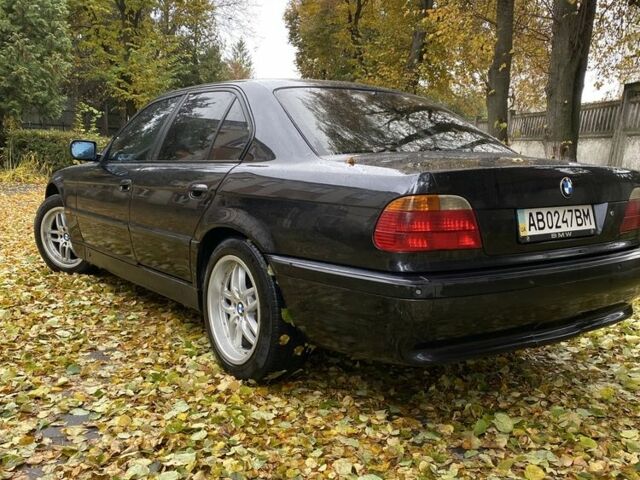 Черный БМВ 7 Серия, объемом двигателя 2.5 л и пробегом 300 тыс. км за 4550 $, фото 5 на Automoto.ua