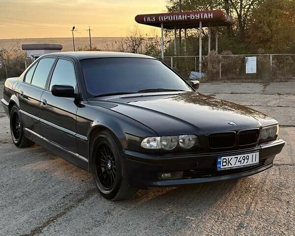 Черный БМВ 7 Серия, объемом двигателя 3 л и пробегом 310 тыс. км за 5000 $, фото 8 на Automoto.ua