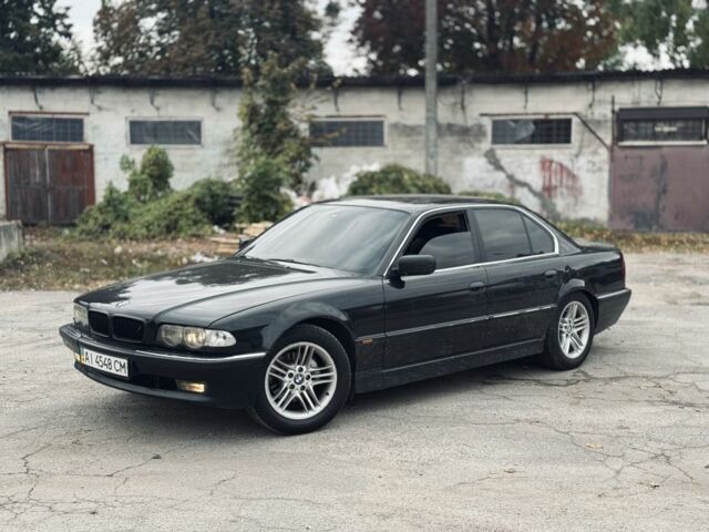 Черный БМВ 7 Серия, объемом двигателя 2.8 л и пробегом 698 тыс. км за 3300 $, фото 1 на Automoto.ua