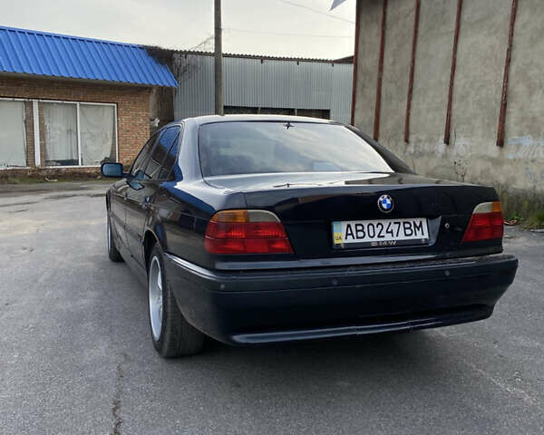 Чорний БМВ 7 Серія, об'ємом двигуна 2.5 л та пробігом 300 тис. км за 3350 $, фото 3 на Automoto.ua