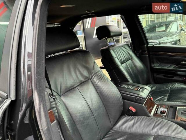 Черный БМВ 7 Серия, объемом двигателя 5.4 л и пробегом 282 тыс. км за 49900 $, фото 61 на Automoto.ua