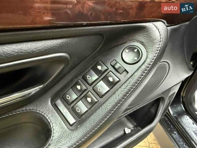 Черный БМВ 7 Серия, объемом двигателя 5.4 л и пробегом 282 тыс. км за 49900 $, фото 13 на Automoto.ua