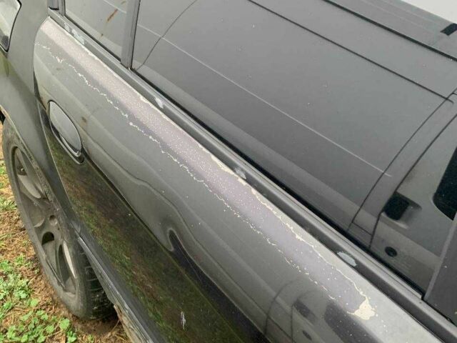 Черный БМВ 7 Серия, объемом двигателя 3.5 л и пробегом 392 тыс. км за 4000 $, фото 22 на Automoto.ua