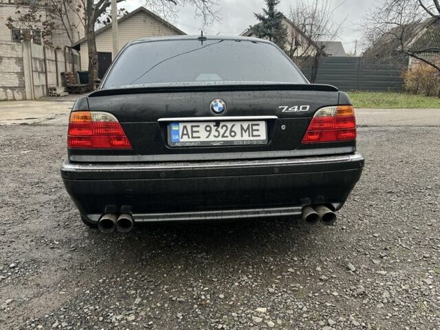 Черный БМВ 7 Серия, объемом двигателя 0 л и пробегом 405 тыс. км за 6500 $, фото 2 на Automoto.ua