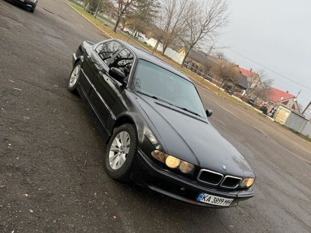 Черный БМВ 7 Серия, объемом двигателя 4.4 л и пробегом 380 тыс. км за 1999 $, фото 7 на Automoto.ua