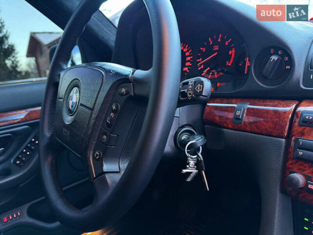 Чорний БМВ 7 Серія, об'ємом двигуна 4.4 л та пробігом 409 тис. км за 9200 $, фото 29 на Automoto.ua