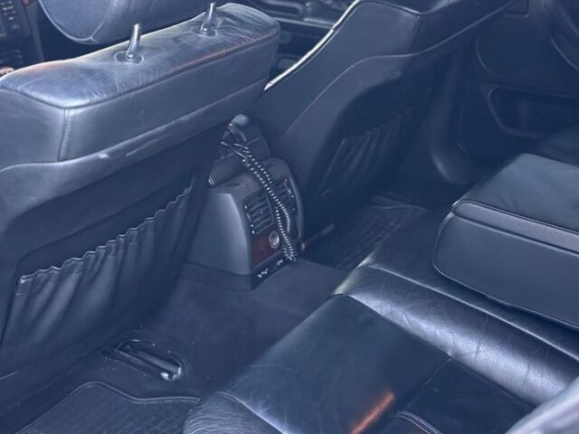 Черный БМВ 7 Серия, объемом двигателя 4.4 л и пробегом 300 тыс. км за 4950 $, фото 8 на Automoto.ua