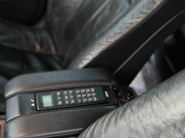 Черный БМВ 7 Серия, объемом двигателя 4.4 л и пробегом 300 тыс. км за 4950 $, фото 7 на Automoto.ua