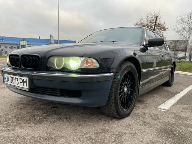 Черный БМВ 7 Серия, объемом двигателя 3.5 л и пробегом 250 тыс. км за 3300 $, фото 2 на Automoto.ua