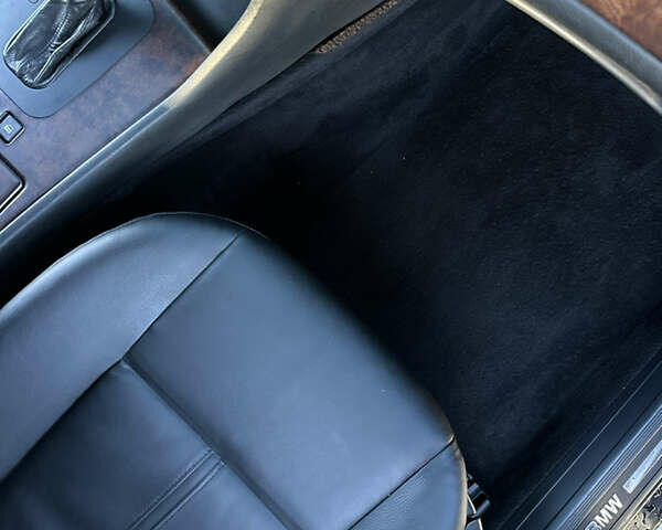 Чорний БМВ 7 Серія, об'ємом двигуна 3.5 л та пробігом 530 тис. км за 7700 $, фото 16 на Automoto.ua