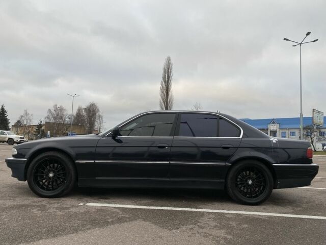 Черный БМВ 7 Серия, объемом двигателя 3.5 л и пробегом 250 тыс. км за 3300 $, фото 7 на Automoto.ua