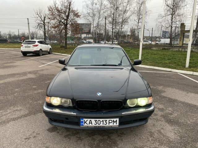 Черный БМВ 7 Серия, объемом двигателя 3.5 л и пробегом 250 тыс. км за 3300 $, фото 1 на Automoto.ua