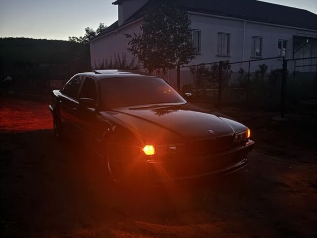 Черный БМВ 7 Серия, объемом двигателя 4.4 л и пробегом 440 тыс. км за 7000 $, фото 7 на Automoto.ua