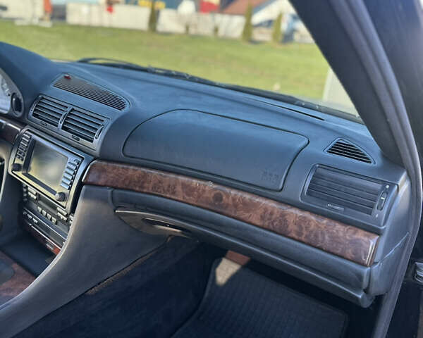 Чорний БМВ 7 Серія, об'ємом двигуна 3.5 л та пробігом 530 тис. км за 7700 $, фото 24 на Automoto.ua