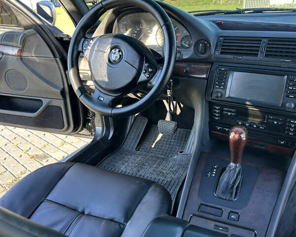 Чорний БМВ 7 Серія, об'ємом двигуна 3.5 л та пробігом 530 тис. км за 7700 $, фото 13 на Automoto.ua