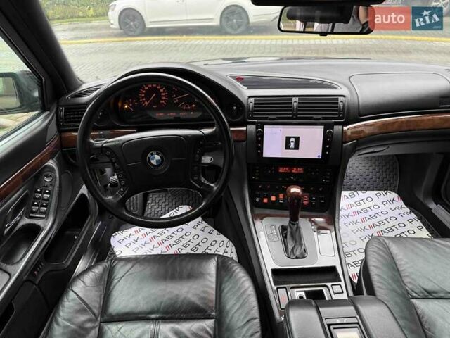 Черный БМВ 7 Серия, объемом двигателя 5.4 л и пробегом 282 тыс. км за 49900 $, фото 46 на Automoto.ua