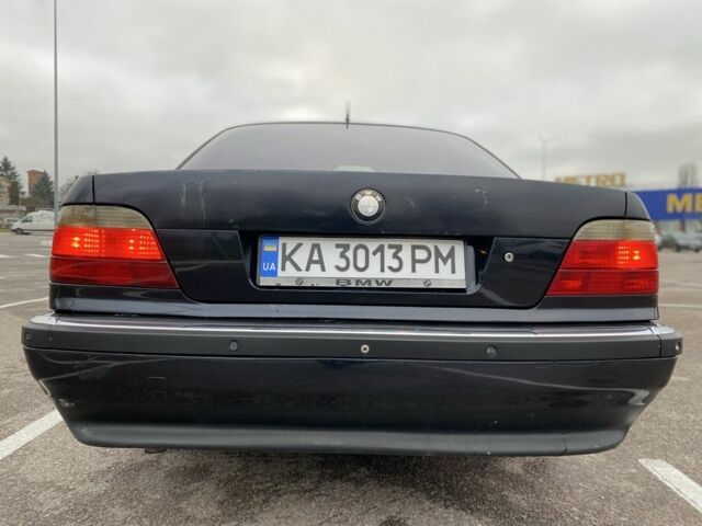 Черный БМВ 7 Серия, объемом двигателя 3.5 л и пробегом 250 тыс. км за 3300 $, фото 8 на Automoto.ua