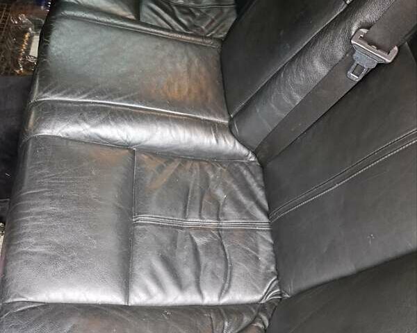 Чорний БМВ 7 Серія, об'ємом двигуна 3.9 л та пробігом 342 тис. км за 8000 $, фото 9 на Automoto.ua