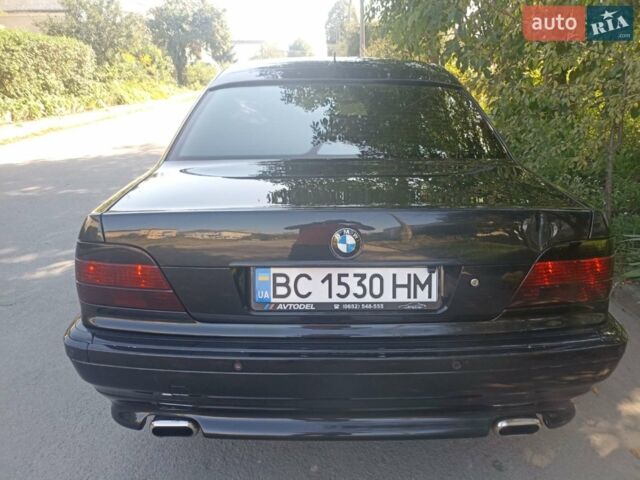 Чорний БМВ 7 Серія, об'ємом двигуна 3.9 л та пробігом 296 тис. км за 8000 $, фото 5 на Automoto.ua