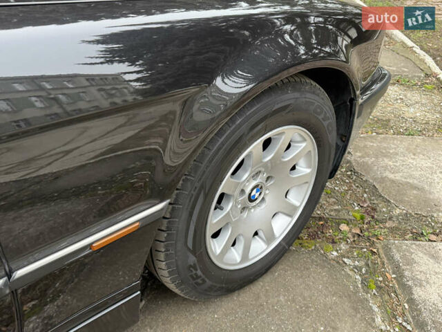 Черный БМВ 7 Серия, объемом двигателя 3 л и пробегом 380 тыс. км за 7300 $, фото 20 на Automoto.ua