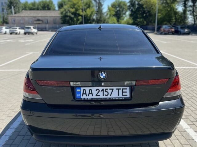 Чорний БМВ 7 Серія, об'ємом двигуна 4.4 л та пробігом 300 тис. км за 4300 $, фото 11 на Automoto.ua