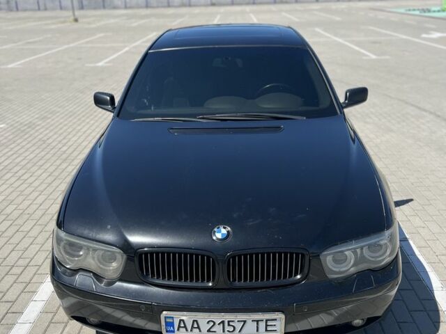 Чорний БМВ 7 Серія, об'ємом двигуна 4.4 л та пробігом 300 тис. км за 4300 $, фото 1 на Automoto.ua