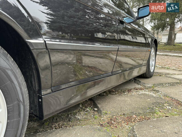 Черный БМВ 7 Серия, объемом двигателя 3 л и пробегом 380 тыс. км за 7300 $, фото 19 на Automoto.ua