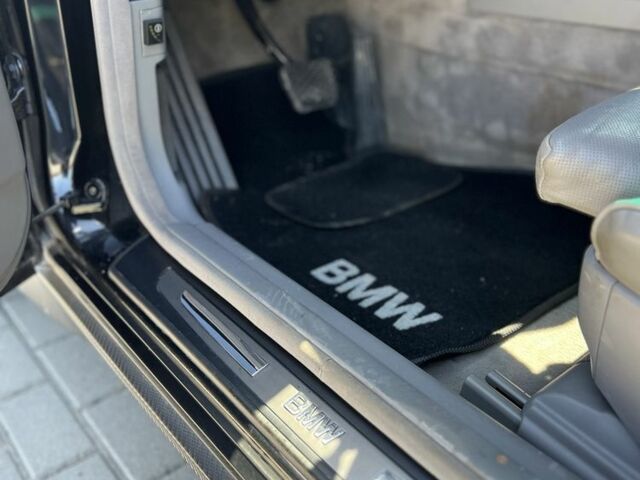 Чорний БМВ 7 Серія, об'ємом двигуна 4.4 л та пробігом 300 тис. км за 4300 $, фото 20 на Automoto.ua