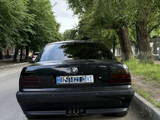 Черный БМВ 7 Серия, объемом двигателя 3.5 л и пробегом 300 тыс. км за 7000 $, фото 3 на Automoto.ua