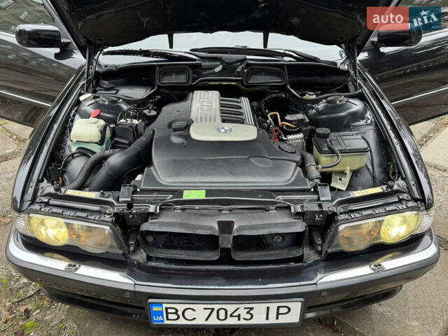 Черный БМВ 7 Серия, объемом двигателя 3 л и пробегом 380 тыс. км за 7300 $, фото 52 на Automoto.ua